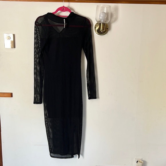 Express Dresses & Skirts - Express black ribbed mock neck long sleeve dress NWT